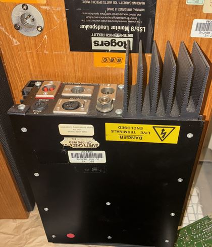 Rogers-LS 5/9 PAIR ACTIVE monitors stands